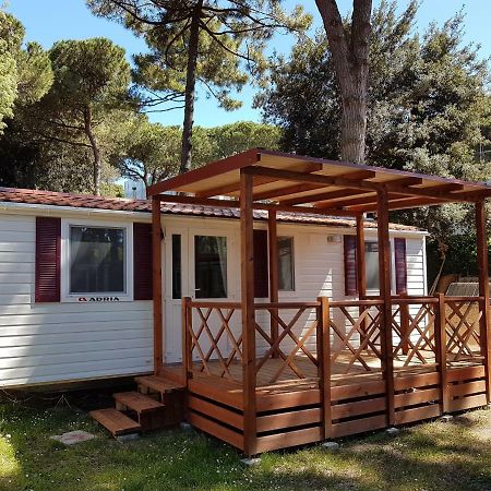 Victoria Mobilehome In Centro Vacanze San Francesco Duna Verde Eksteriør billede