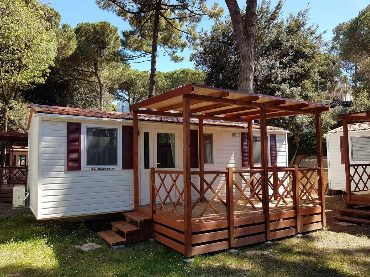 Victoria Mobilehome In Centro Vacanze San Francesco Duna Verde Eksteriør billede