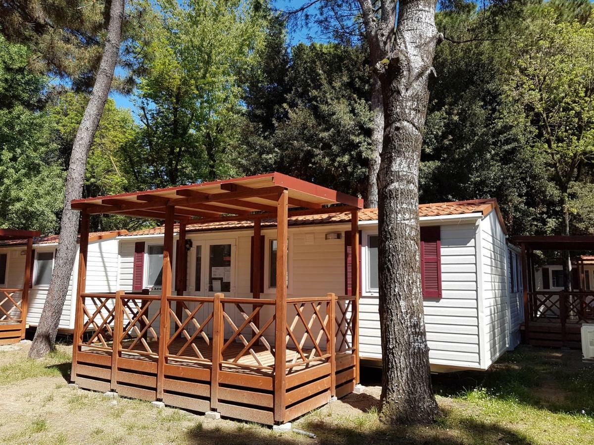Victoria Mobilehome In Centro Vacanze San Francesco Duna Verde Eksteriør billede